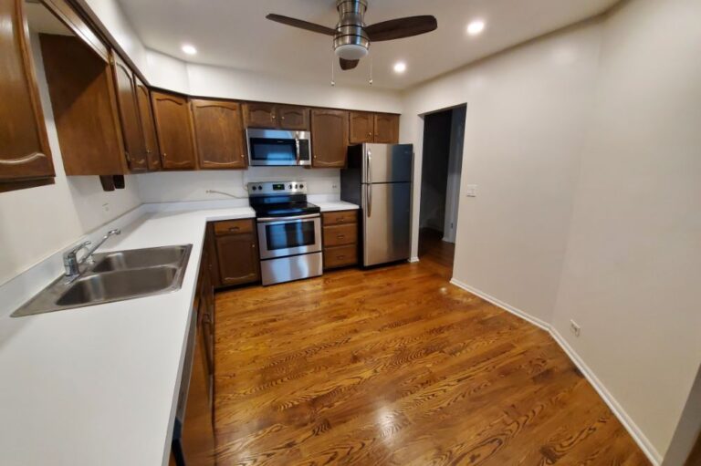 classic-kitchen-swap-kitchen-remodel-before-20210415_075805