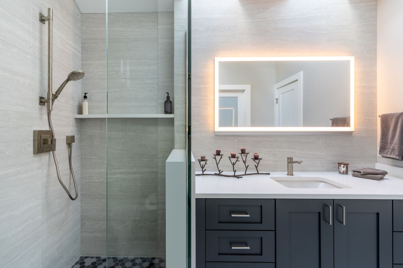 lavish-master-bathroom-remodel-gallery-glen Bathroom-7