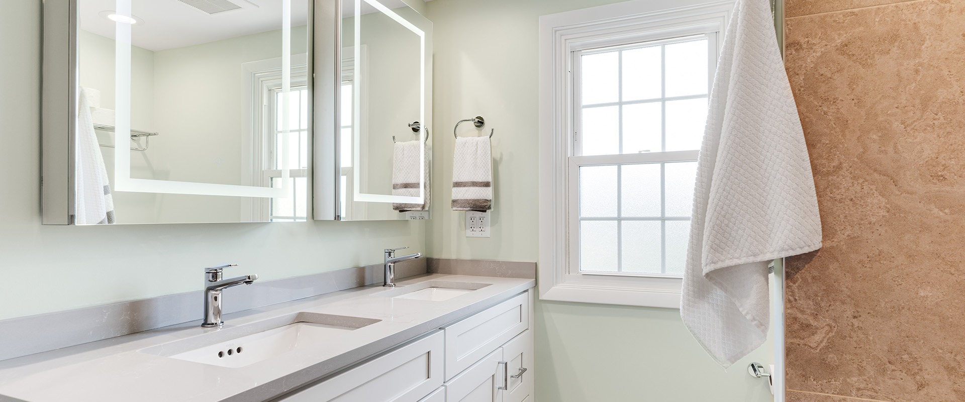 Neutral Hall Bath Remodel - Glenbrook Remodeling